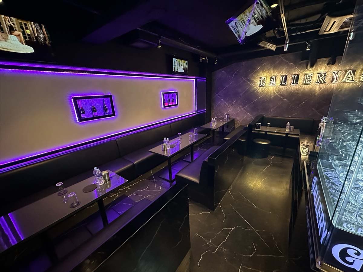CLUB GALLERY
