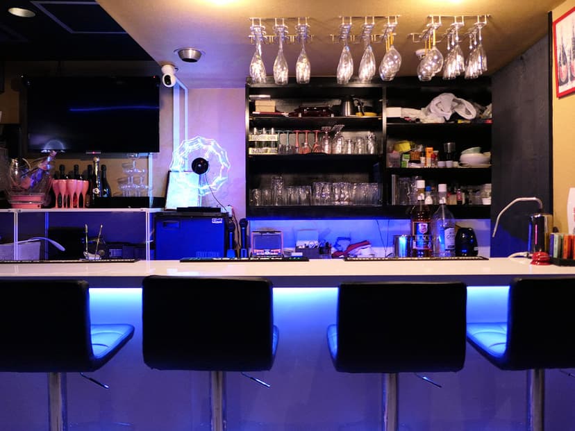 cafe&bar FENDY 店内・店舗画像 3