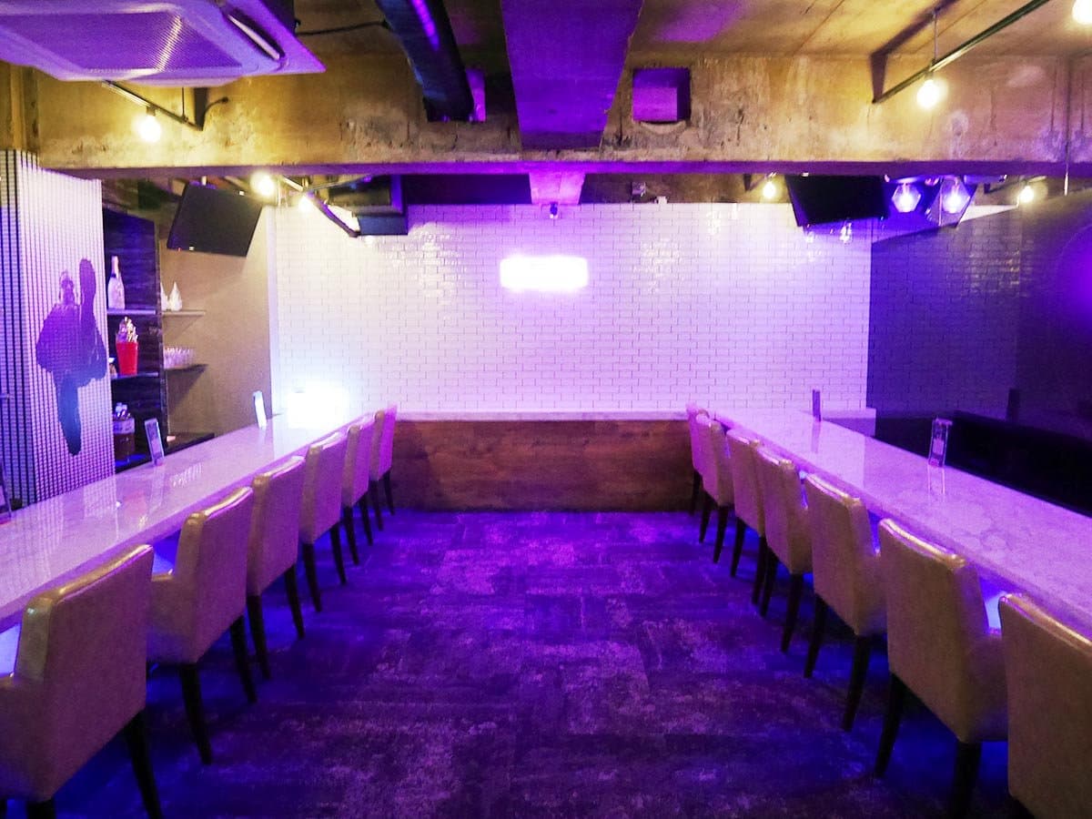 Café & Bar C-ute 店内・店舗画像 1