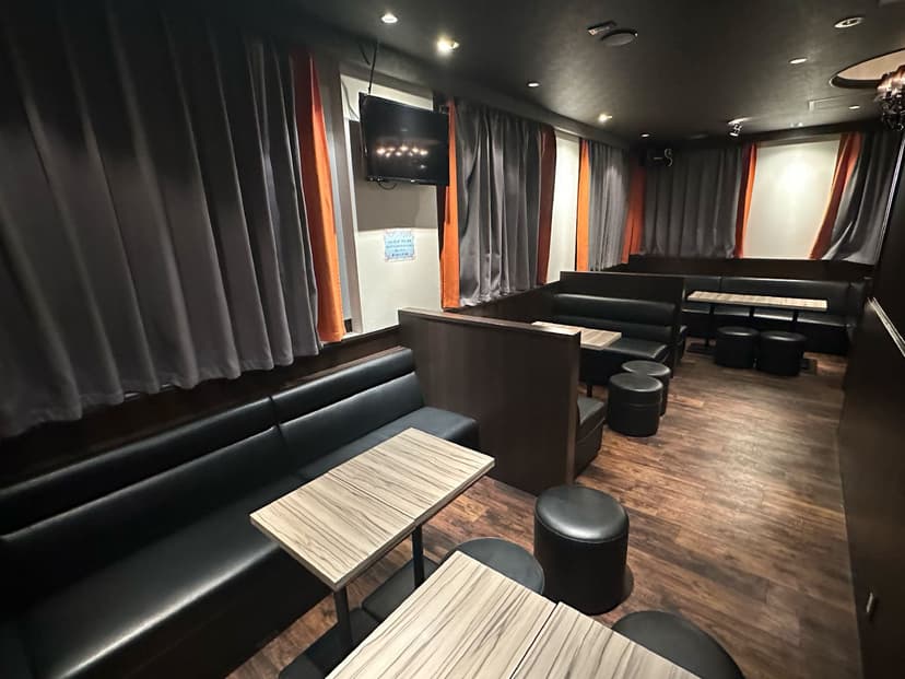 スナックラウンジ 106 店内・店舗画像 2