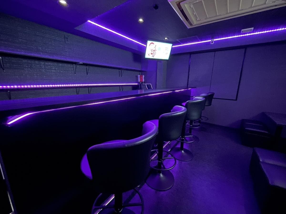 Girls Bar BLACK TOKYO 店内・店舗画像 1