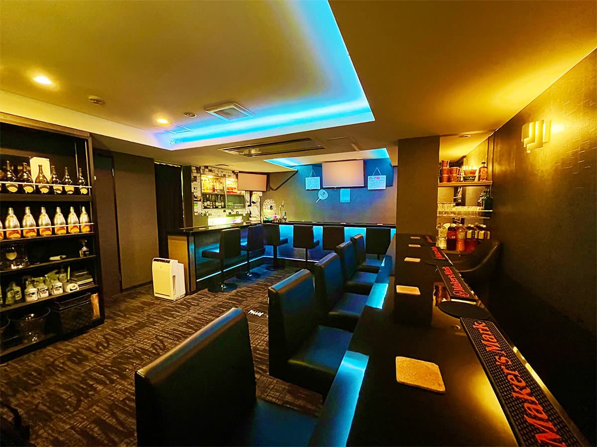 Girl's Bar Sala 店内・店舗画像 1