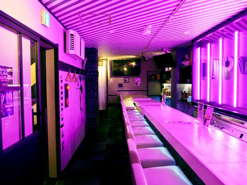Café & Bar Lapin 店内・店舗画像 2
