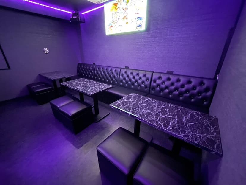 Girls Bar BLACK TOKYO 店内・店舗画像 2