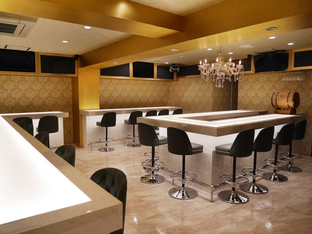 Girls Bar AILEM 店内・店舗画像 1