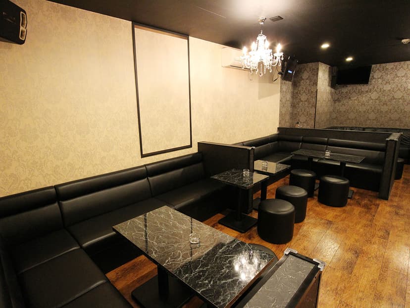 Bar Lounge L'dorad 店内・店舗画像 3