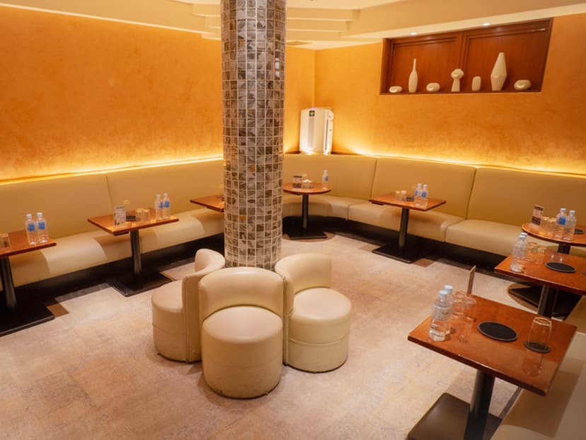 QUEEN'S CLUB 店内・店舗画像 4