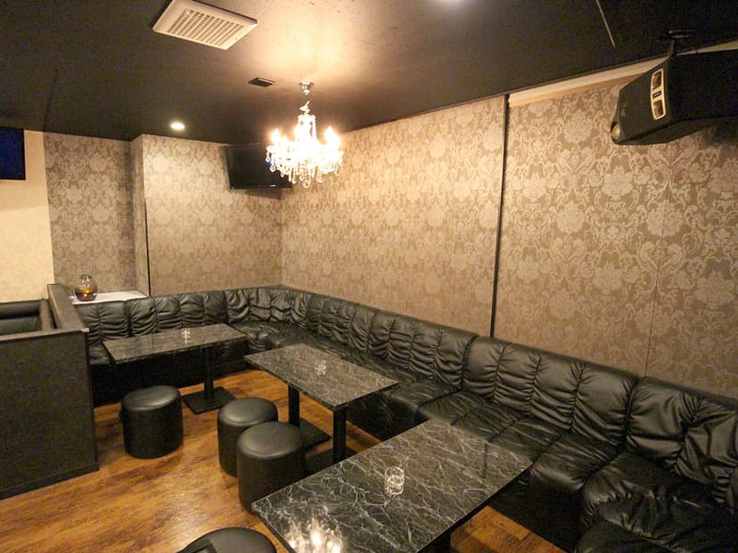 Bar Lounge L'dorad 店内・店舗画像 4