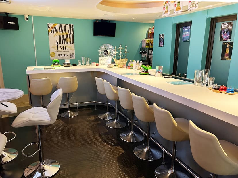 Girl's Bar Mone 店内・店舗画像 4