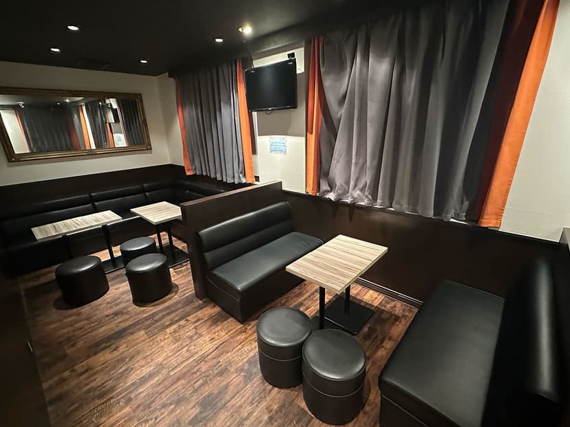 スナックラウンジ 106 店内・店舗画像 3