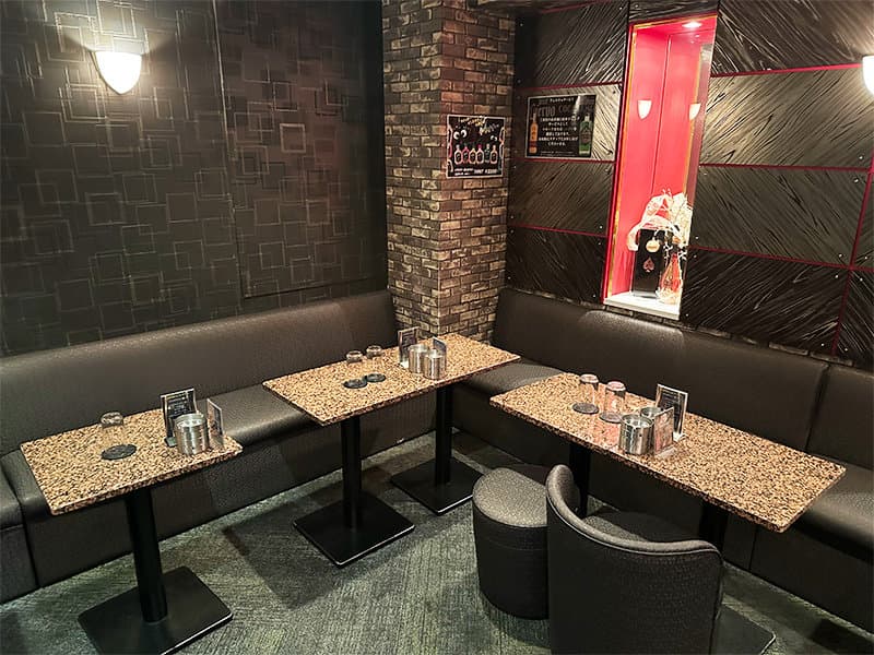 New Club Zillion 店内・店舗画像 2