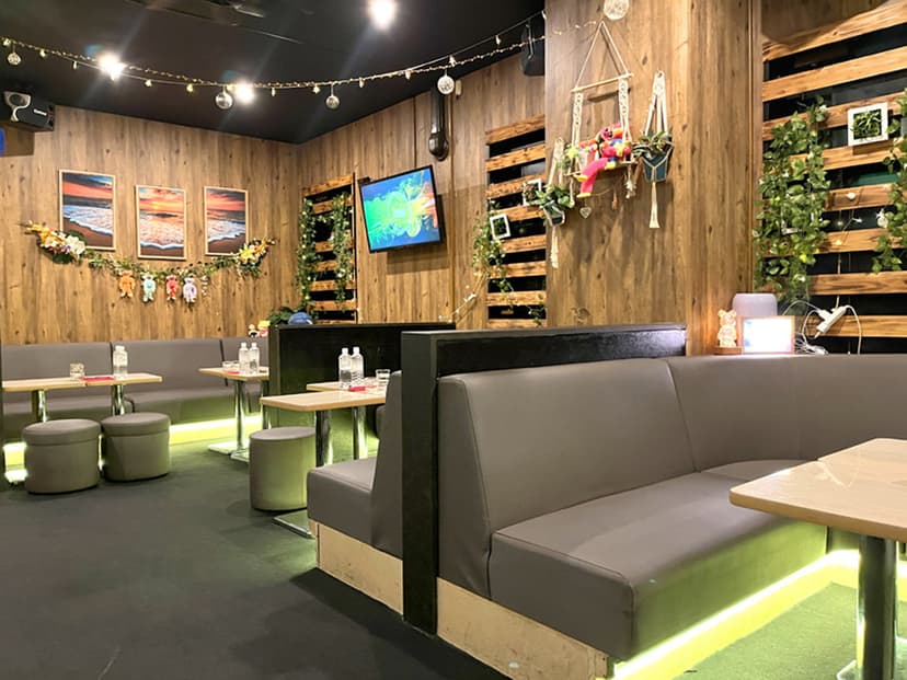 LOUNGE 3² 店内・店舗画像 2
